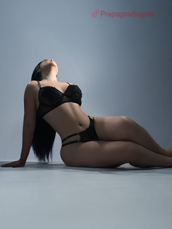 Carmenza – Voluptuosa Colombiana chica de labios carnosos. - Miniatura 6